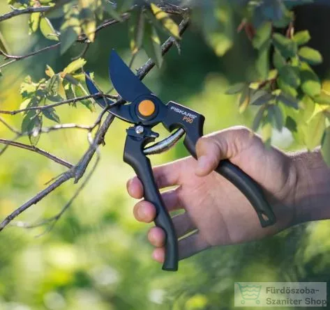 Fiskars Pro P90 metszőolló 1001530