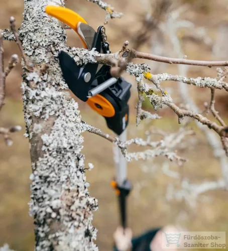 Fiskars PowerGear teleszkópos ágvágó UPX86 1023624