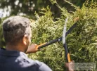 Fiskars PowerGearX™ HSX92 sövénynyíró olló 1023631