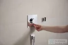 Hansgrohe ECOSTAT Comfort E falsík alatti kád/zuhany csaptelep beépített biztonsági funkcióval, króm 33716000