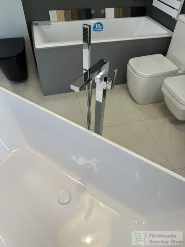 BEMUTATÓTERMI AREZZO design szabadon álló kádtöltő csaptelep, króm AR-17003 (esztétikai sérült)