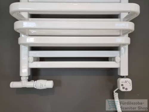 AREZZO design SPEARPEX termosztátos radiátor szelep, fekete, jobb AR-SPEARPEX-B-R