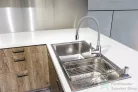 Invena JOGA konyhai csaptelep, álló, flexibilis kifolyócsővel, szürke-króm BZ-32-L05-C