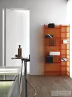 Laufen KARTELL BY LAUFEN oszlopos kád csaptelep szett, korongpolccal, szintetikus flexibilis tömlővel 1250 mm, és TwinStick kézi zuhannyal, króm 3213310041211