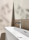 Laufen Val SaphirKeramik 120x42 cm mosdó 2 csaplyukkal H8102890001071 ( 810289 )