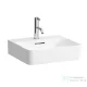 Laufen Val SaphirKeramik 45x42 cm-es csiszolt aljú kézmosó LCC Active bevonattal,fehér H816280A001041