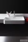 Laufen Val SaphirKeramik 60x42 cm-es csiszolt aljú mosdó LCC bevonattal,fehér H8162834001041