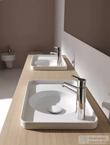 Laufen Val SaphirKeramik 55x36 cm-es beültethető mosdó, 1 csaplyukkal jobb oldalon,matt fehér H8172817571061