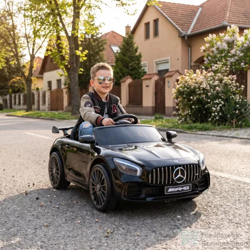 Leziter Elektromos autó AMG Mercedes-Benz fekete LEA-M-AMG-GTR-FEK